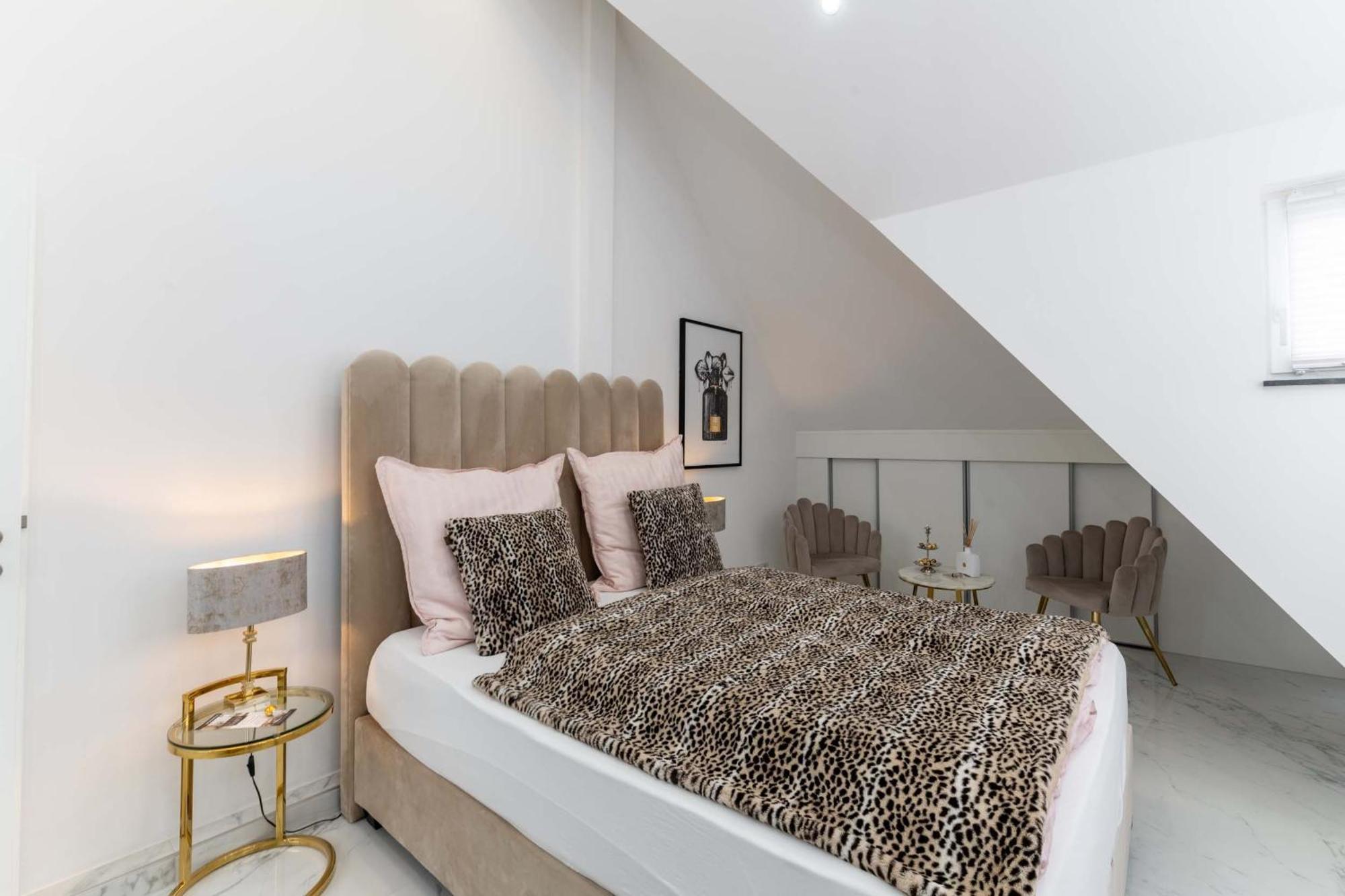 Luxxloft Luxusapartments Вецлар Екстериор снимка