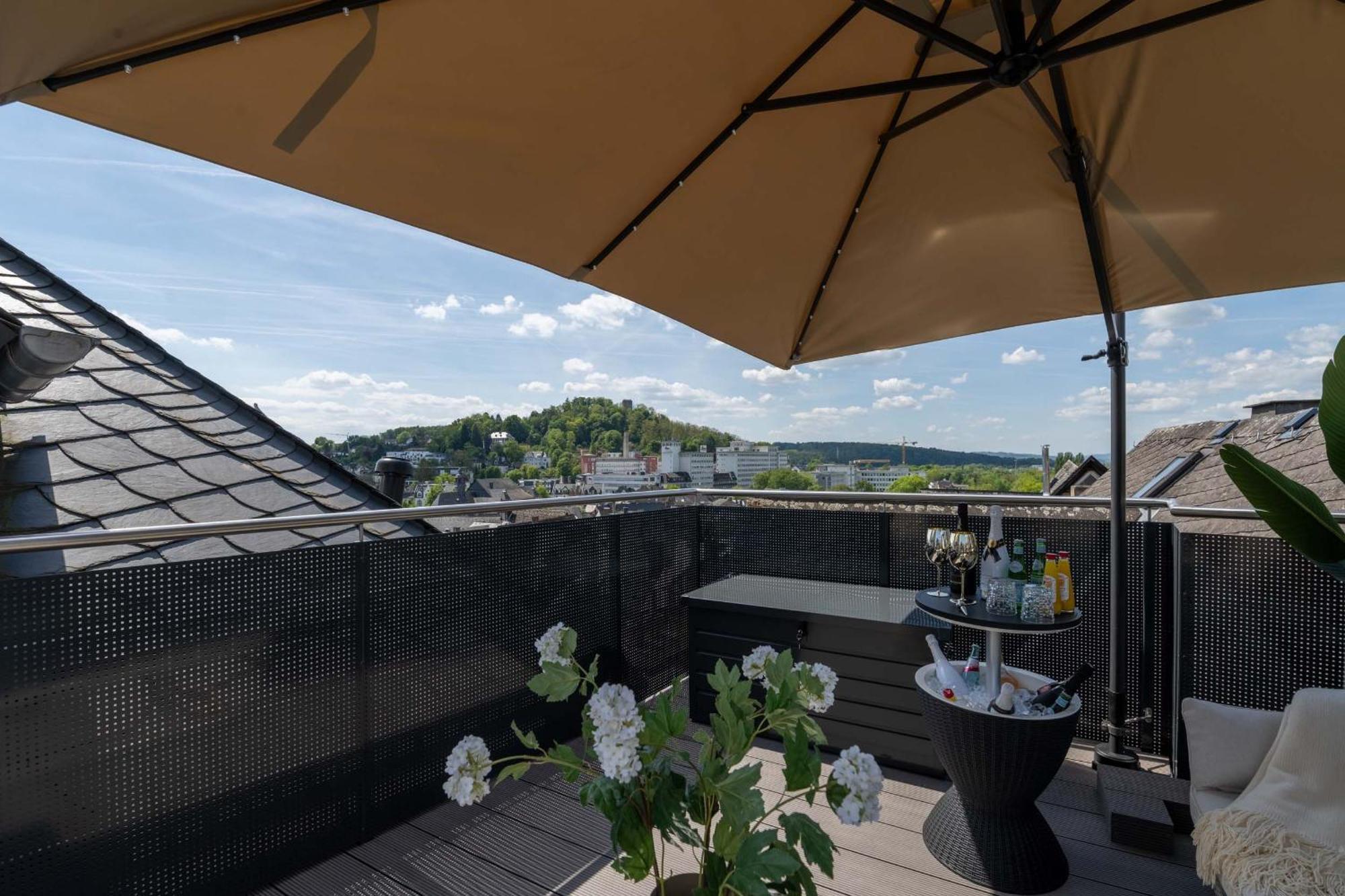 Luxxloft Luxusapartments Вецлар Екстериор снимка